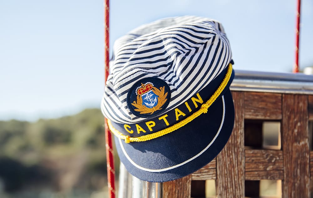 Skipper vs Captain: Who's Who and What is the Difference? 2 captain on a Boat