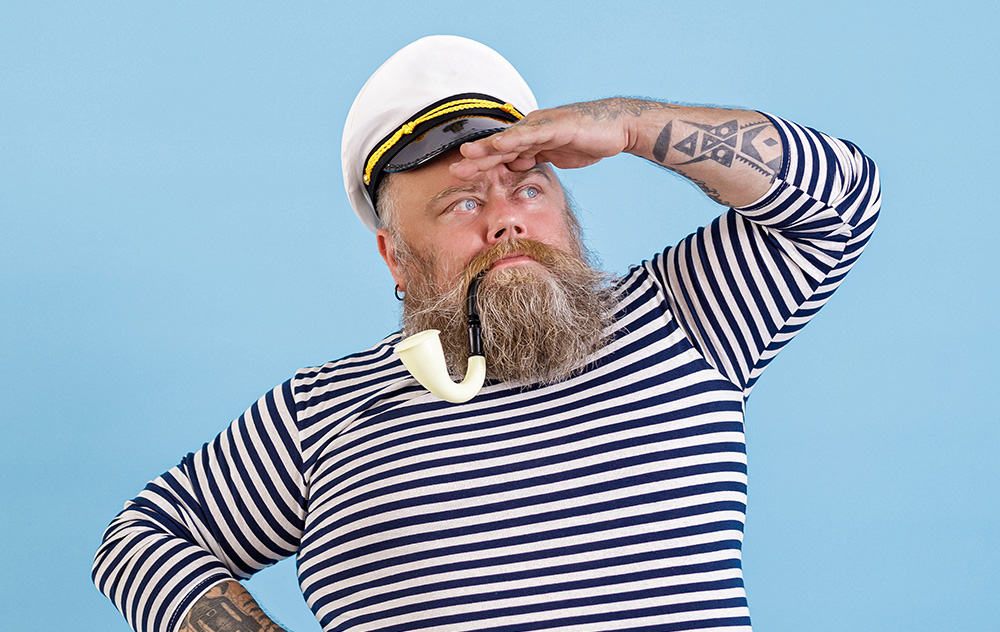 Skipper vs Captain: Who's Who and What is the Difference? 1 who is skipper