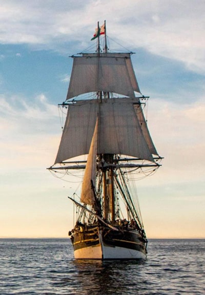 tall ship lady washington